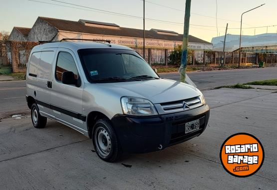 Utilitarios - Citroen Berlingo 2015 Nafta 96000Km - En Venta