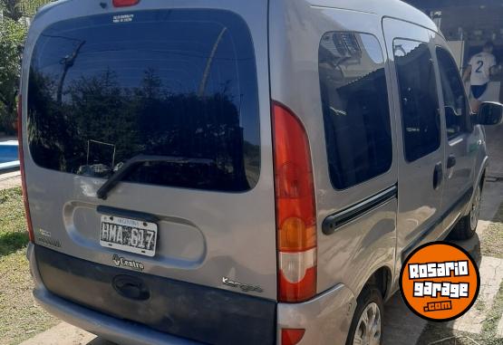 Utilitarios - Renault Kangoo 2008 GNC 245000Km - En Venta