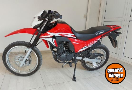 Motos - Honda Tornado 190 2022 Nafta 1900Km - En Venta