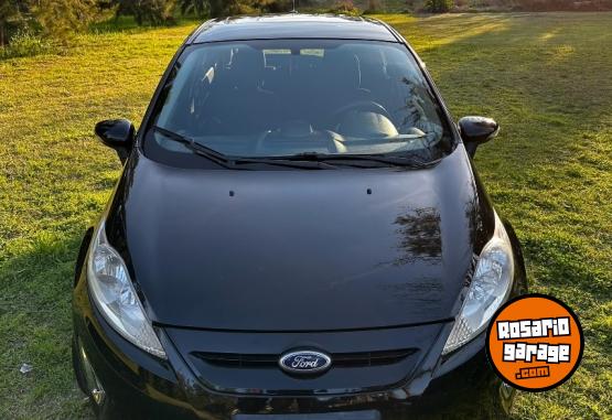 Autos - Ford Fiesta kinetic 2010 Nafta 95000Km - En Venta