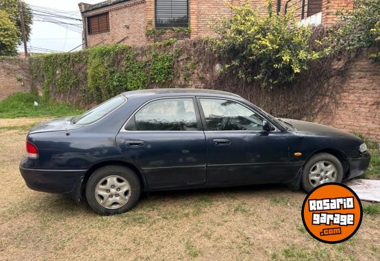 Autos - Mazda 626 1992 Nafta 210000Km - En Venta