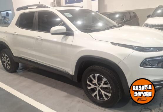 Camionetas - Fiat TORO FREEDOM 1.8 CD 4X2 2022 Nafta 15000Km - En Venta