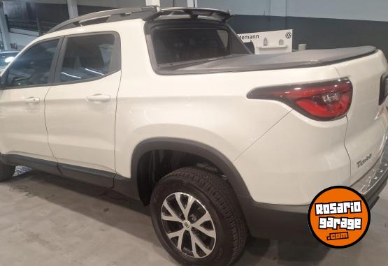 Camionetas - Fiat TORO FREEDOM 1.8 CD 4X2 2022 Nafta 15000Km - En Venta