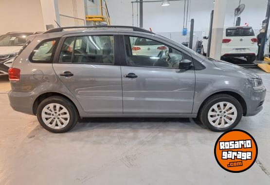 Autos - Volkswagen SURAN 1.6 COMFORTLINE 2016 Nafta 112000Km - En Venta