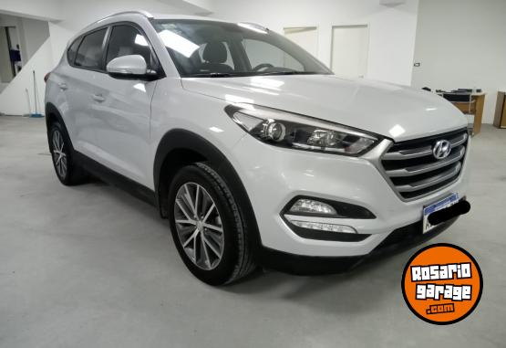 Camionetas - Hyundai TUCSON 4X2  2.0 AT 2017 Nafta 85000Km - En Venta