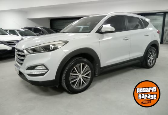 Camionetas - Hyundai TUCSON 4X2  2.0 AT 2017 Nafta 85000Km - En Venta