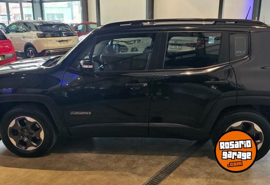 Camionetas - Jeep RENEGADE SPORT PLUS 1.8 2016 Nafta 110000Km - En Venta