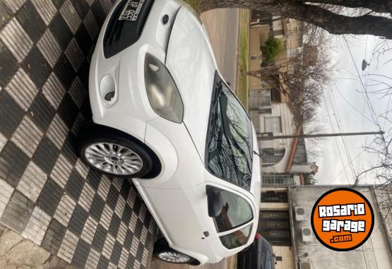 Autos - Ford Fly Viral 1.6 2012 Nafta 155000Km - En Venta