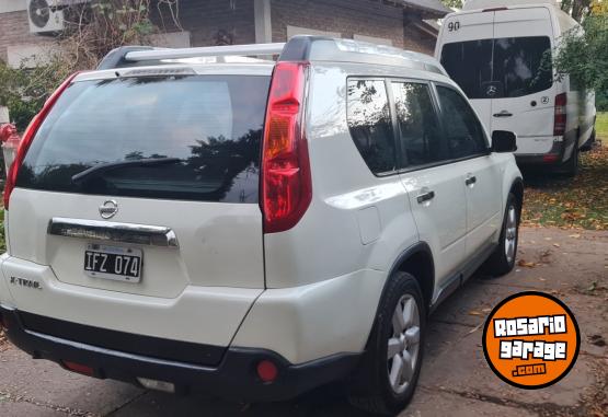 Camionetas - Nissan Xtrail tekna cvt 2009 Nafta 196000Km - En Venta