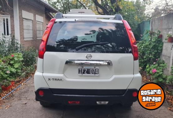 Camionetas - Nissan Xtrail tekna cvt 2009 Nafta 196000Km - En Venta