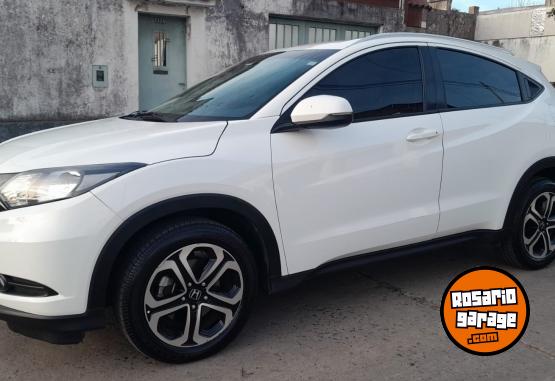 Autos - Honda HRV AT 2016 Nafta 123350Km - En Venta