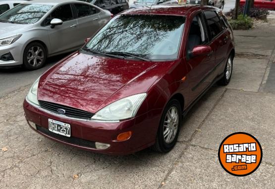 Autos - Ford Ford Focus Gha 2.0 5P 2000 Nafta 250000Km - En Venta