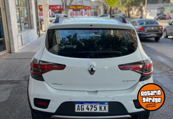 Autos - Renault Sandero Stepway 2024 Nafta 4000Km - En Venta