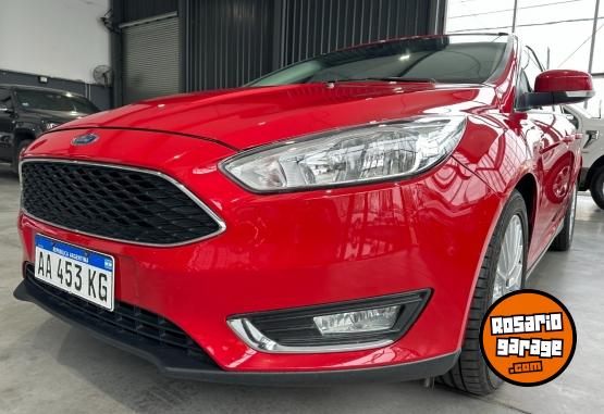 Autos - Ford FOCUS SE PLUS 4 PUERTAS 2016 Nafta 70751Km - En Venta