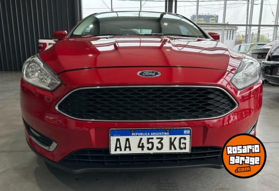 Autos - Ford FOCUS SE PLUS 4 PUERTAS 2016 Nafta 70751Km - En Venta