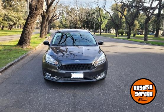 Autos - Ford FOCUS SE 2016 Nafta 105000Km - En Venta