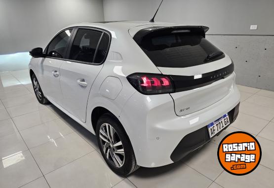 Autos - Peugeot 208 Feline 2023 at 2023 Nafta 5000Km - En Venta