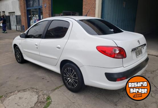 Autos - Peugeot 207 COMPACT 1.4 4P XS 2010 Nafta 160000Km - En Venta