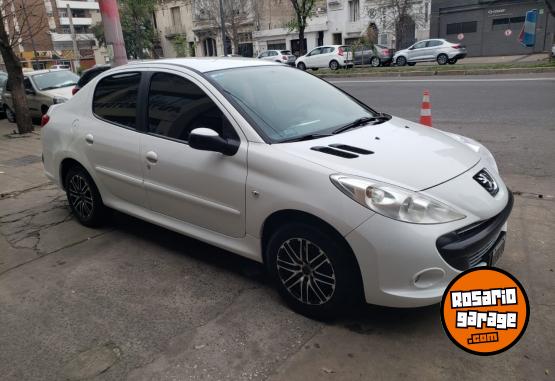 Autos - Peugeot 207 COMPACT 1.4 4P XS 2010 Nafta 160000Km - En Venta