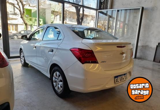 Autos - Chevrolet onix 2021 Nafta 74000Km - En Venta