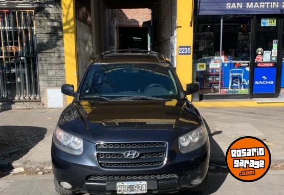 Camionetas - Hyundai SANTA FE GLS 2.7 V6 7 PAS 2008 Nafta 295000Km - En Venta