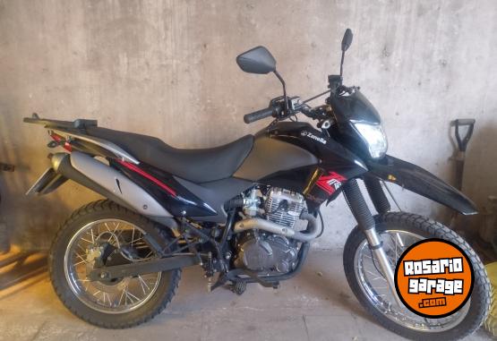 Motos - Zanella Zr 200 2020 Nafta 6000Km - En Venta