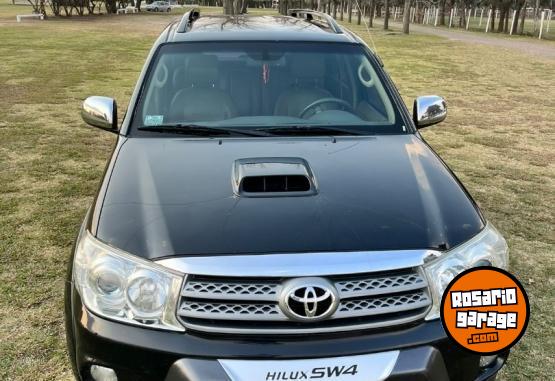 Camionetas - Toyota HILUX SW4 2010 Diesel 185000Km - En Venta