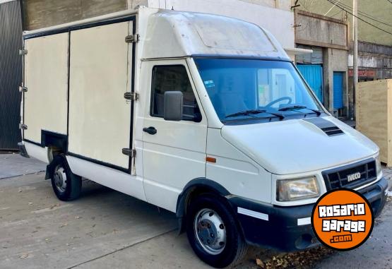 Utilitarios - Fiat Iveco Daily 3510 2012 Diesel 111111Km - En Venta