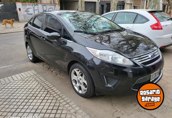 Autos - Ford Fiesta 2011 Nafta 110000Km - En Venta