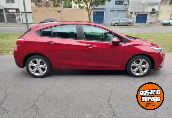 Autos - Chevrolet CRUZE LT 5P MT 2019 Nafta 70000Km - En Venta