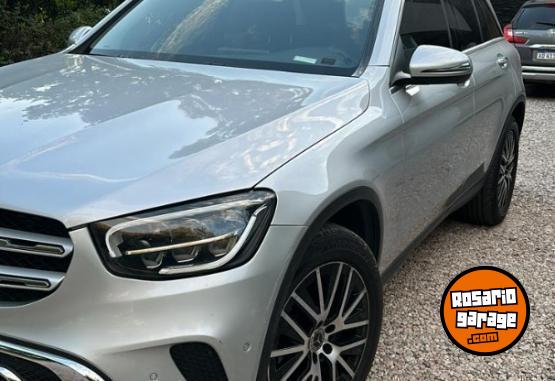 Camionetas - Mercedes Benz GLC 300 OFF ROAD 2021 Nafta 61000Km - En Venta