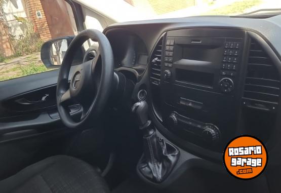 Utilitarios - Mercedes Benz VITO 2017 Diesel 180000Km - En Venta