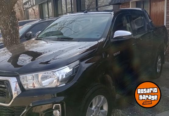 Camionetas - Toyota Hilux SRV 2019 Diesel 126218Km - En Venta