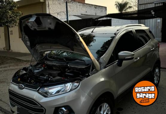 Camionetas - Ford Ecosport titanium 2.0 2014 GNC 255000Km - En Venta