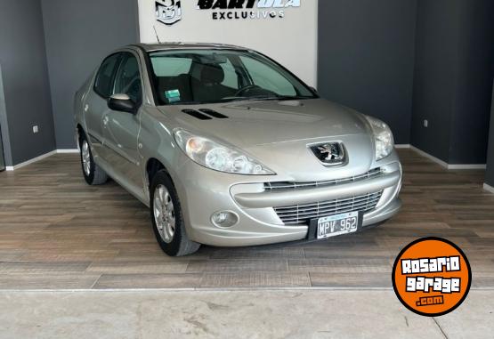 Autos - Peugeot 207 Compact Allure 2013 Nafta 70000Km - En Venta