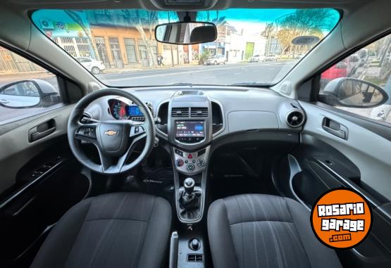 Autos - Chevrolet Sonic 2016 GNC 110000Km - En Venta