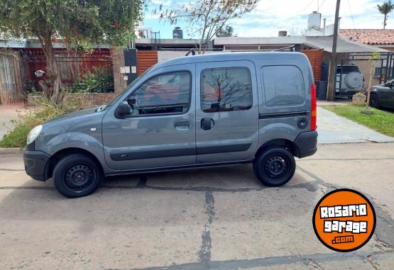 Utilitarios - Renault Kangoo 2017 Diesel 99000Km - En Venta