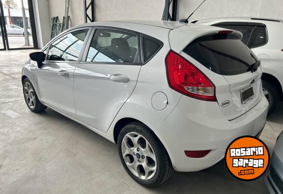 Autos - Ford Fiesta titanium 2011 Nafta 122000Km - En Venta