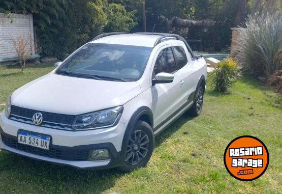 Camionetas - Volkswagen SAVEIRO CROSS 2016 GNC 115000Km - En Venta