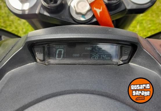 Motos - Bajaj Dominar 400 UG 2021 Nafta 2900Km - En Venta