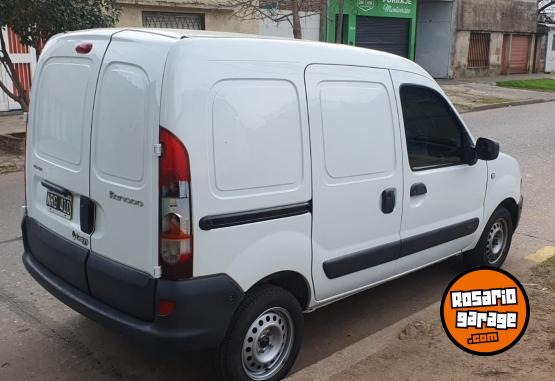 Utilitarios - Renault KANGOO 2014 Nafta 195900Km - En Venta