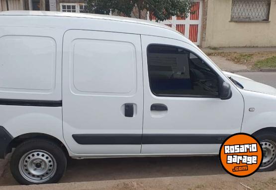 Utilitarios - Renault KANGOO 2014 Nafta 195900Km - En Venta