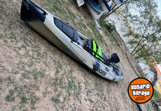 Deportes Náuticos - Vendo kayak Rocker Wave Fishing - En Venta