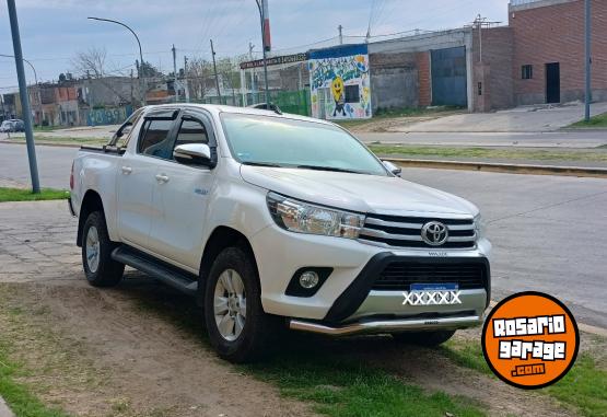 Camionetas - Toyota Hilux 2016 Diesel 104000Km - En Venta