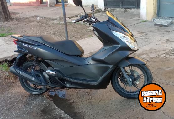 Motos - Honda Pcx 2017 Nafta 19000Km - En Venta