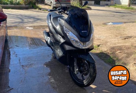 Motos - Honda Pcx 2017 Nafta 19000Km - En Venta