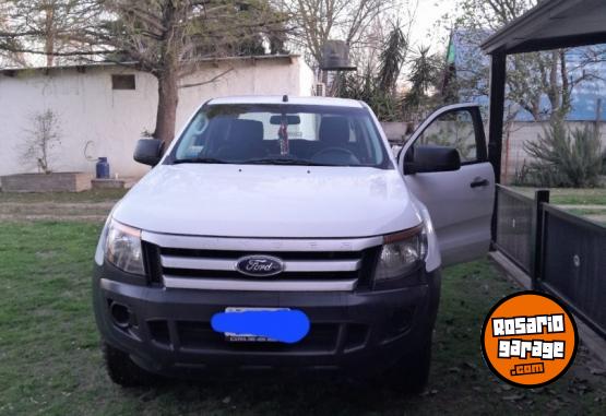 Camionetas - Ford 2.2 xl safety 2015 Diesel 91500Km - En Venta