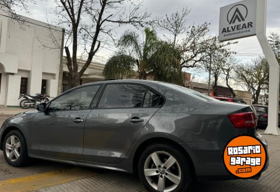 Autos - Volkswagen Vento advance plus 2.5 2015 Nafta 175000Km - En Venta