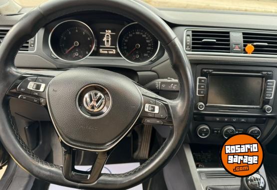 Autos - Volkswagen Vento advance plus 2.5 2015 Nafta 175000Km - En Venta