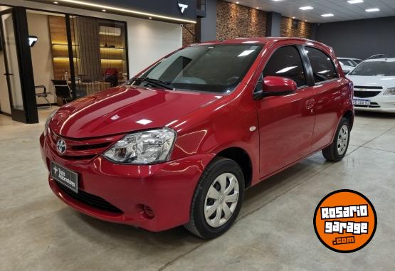 Autos - Toyota ETIOS XS 1.5L 5P 2015 Nafta 128000Km - En Venta